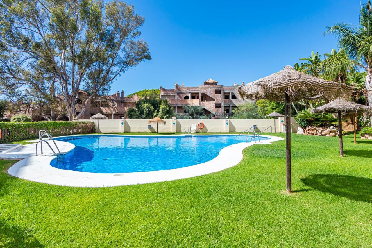 Sun&Sand Beach Apartment Marbella Bagian luar foto